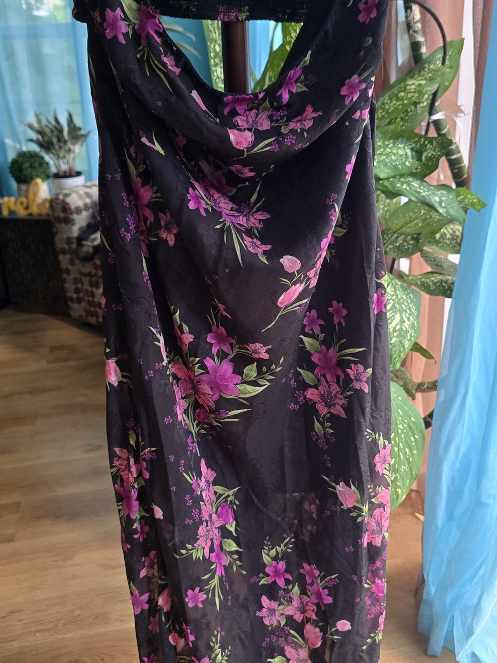 Fashion Nova Alexa Floral Chiffon Maxi Dress - Black Combo (2X)